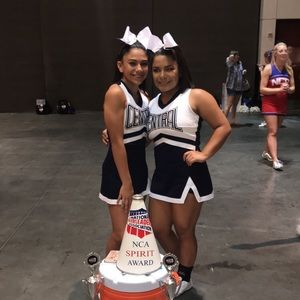 Meet your Posher, Ava